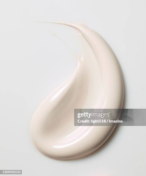 Formulas Cream Texture Cosmetic Cream Texture Photos and Premium High Res Pictures - Getty Images
