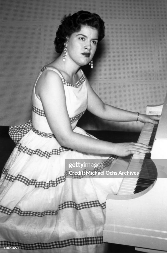 Patsy Cline At The Piano