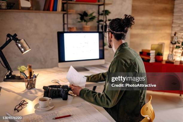 Men In Computer Business Men Working On Computer High-Res Stock Photo - Getty Images
