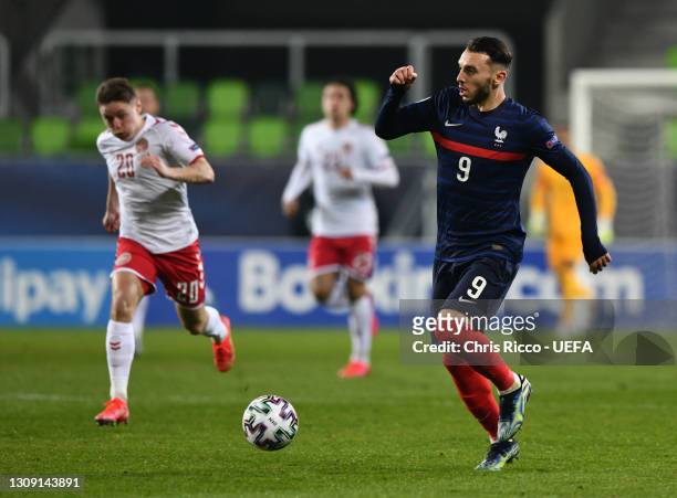 Amine Gouiri of France runs with the ball during the 2021 UEFA European Under-21 Championship Group C match between France and Denmark at Haladas...