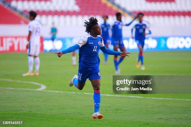 Roberto Louima of Haiti celebrates after scoring the first goal of his team during the match between El Salvador and Haiti as part of the 2020...