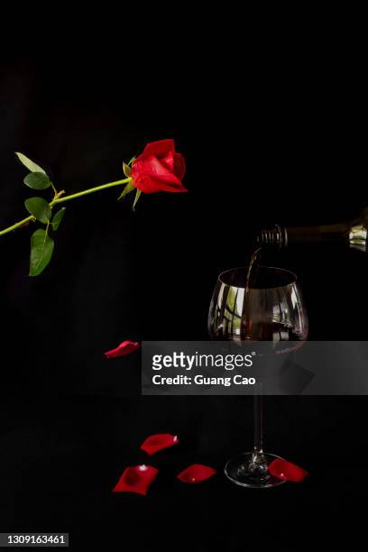 1,314 Red Rose Black Background Photos and Premium High Res Pictures -  Getty Images