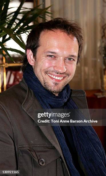 Vincent Perez during 2004 Cannes Film Festival - Vincent Perez "Bienvenue En Suisse" Photo Session for Vogueparis.com at Palais Des Festivals in...