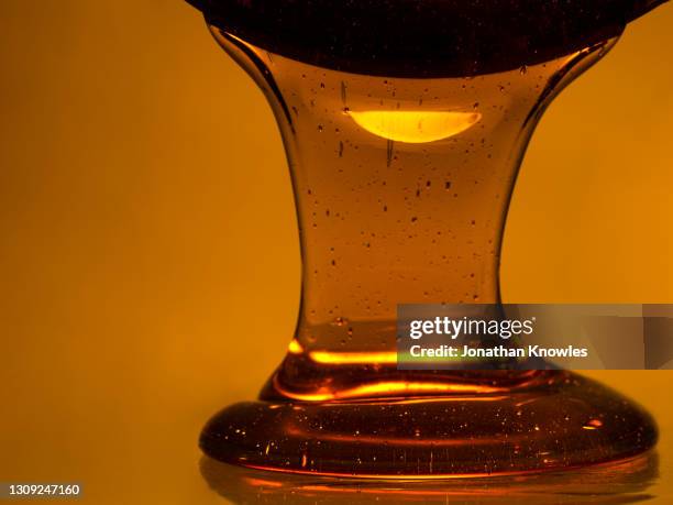 2 591点のはちみつ 垂れるのストックフォト Getty Images 2 591点のはちみつ 垂れるのストックフォト Getty Images