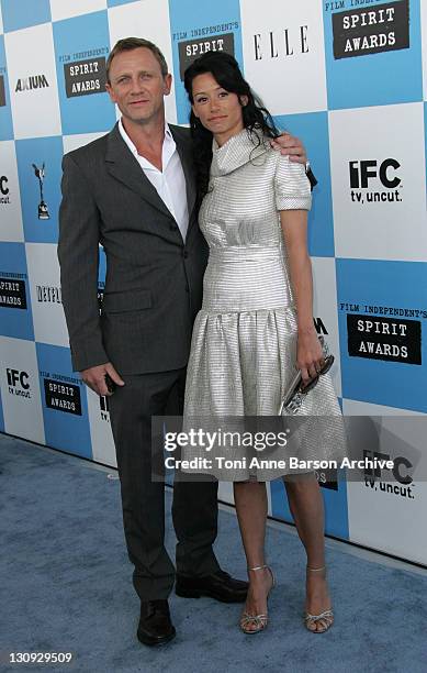 Daniel Crag and Satsuki Mitchell during 2007 Film Independent's Spirit Awards - Arrivals at Santa Monica Pier in Santa Monica, California, United...