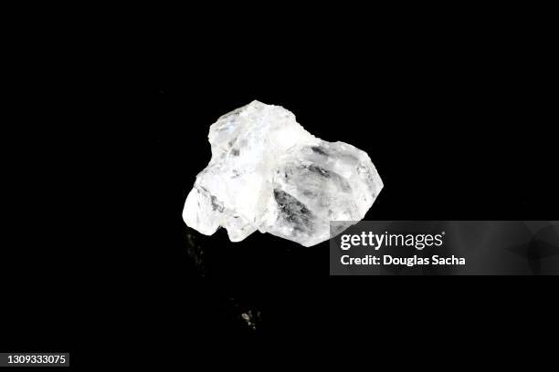 uncut crystal diamond - rough diamond stock pictures, royalty-free photos & images