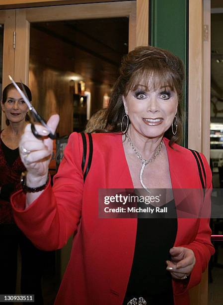 Jackie Collins at the launch of the new Wordsworth Bookstore at the V&A Waterfront - Cape Town - South Africa - October 26, 2007