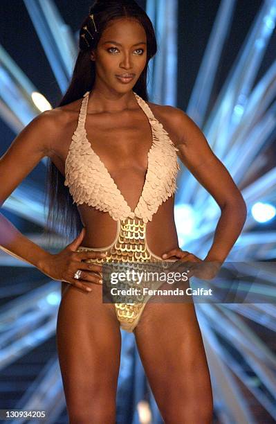 Naomi Campbell wearing Rosa Cha during 2003 Sao Paulo Fashion Week - Rosa Cha at Bieneal Ibirapuera in Sao Paulo, Brazil.