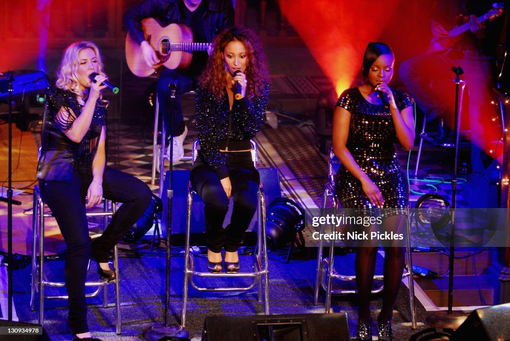Sugarbabes - Up Close Secret Gig