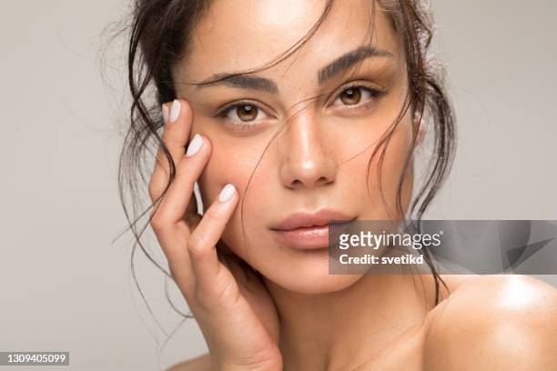 beauty portrait of young brunette - body care and beauty stock pictures, royalty-free photos & images