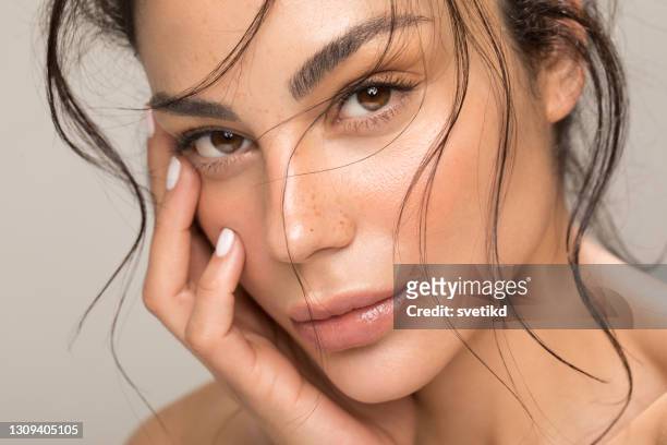 beauty portrait of young brunette - beauty stock pictures, royalty-free photos & images