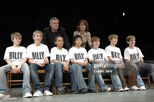 Director Stephen Daldry and actress Haydn Gwynne with the new Billys LtoR: Travis Hamilton Yates, Liam Mower, Layton Williams,Matthew Koon, Dean...