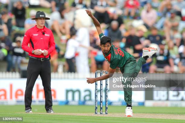 Mustafizur Rahman of Bangladesh bowls during game one of the International T20 series between New Zealand and Bangladesh at Seddon Park on March 28,...