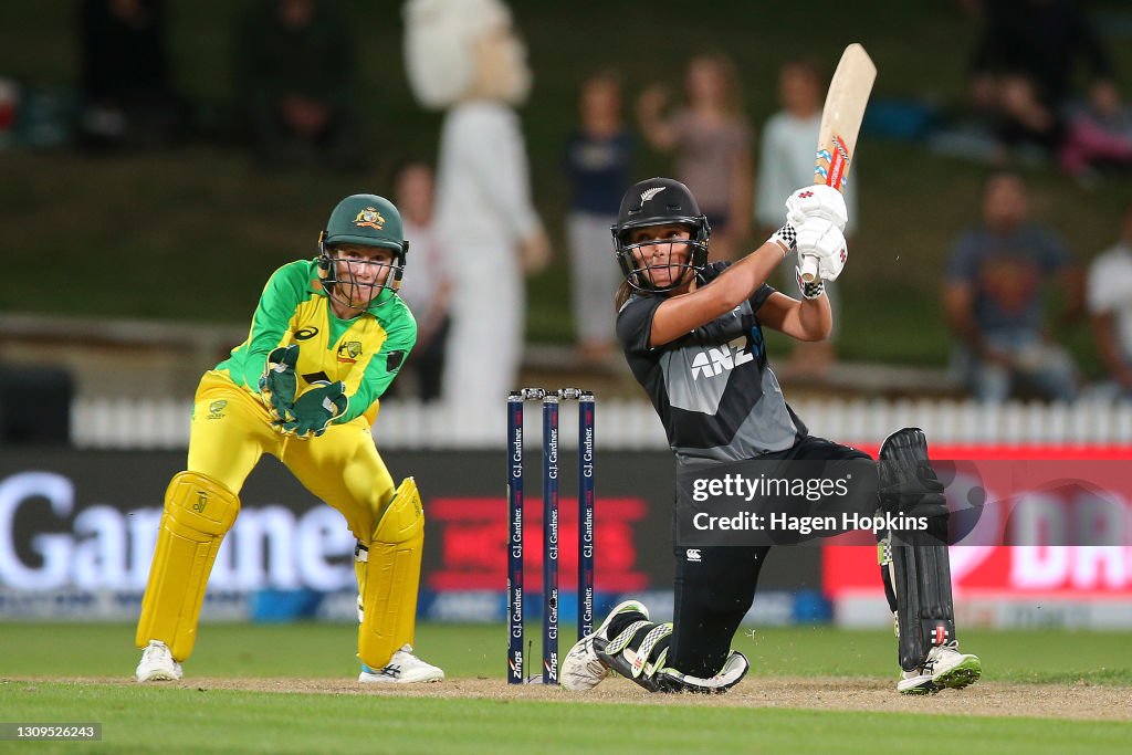 New Zealand v Australia - T20 Game 1