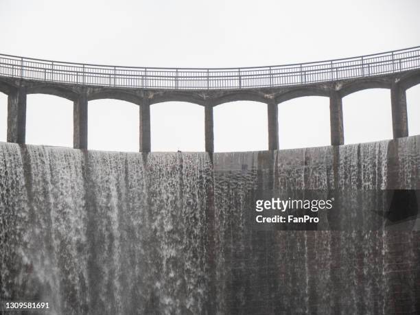 high stone dam - dam china 個照片及圖片檔