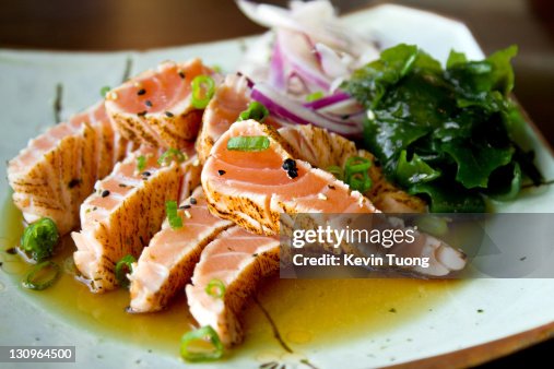 Salmon tataki Salmon tataki