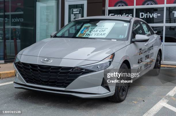 2021 hyundai elantra sedan - hyundai elantra stock pictures, royalty-free photos & images