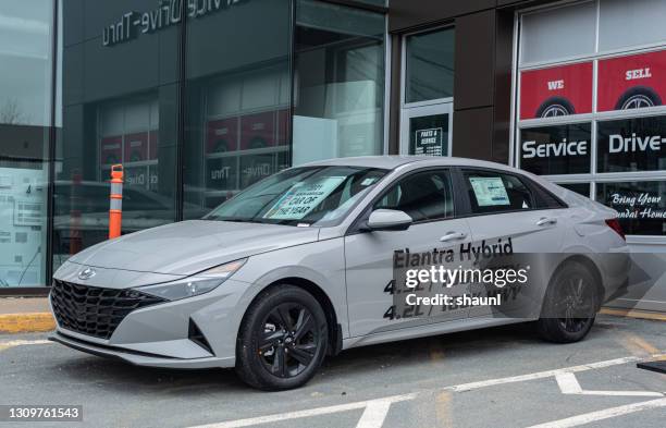 2021 hyundai elantra sedan - hyundai elantra stock pictures, royalty-free photos & images