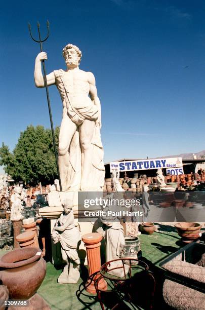 Statuary Display 29 The Statuary Store Stock Photos, High-Res Pictures, and Images ...