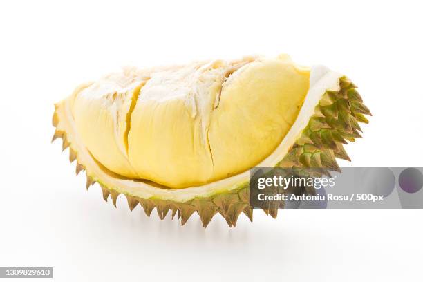 close-up of durian against white background - durian - fotografias e filmes do acervo