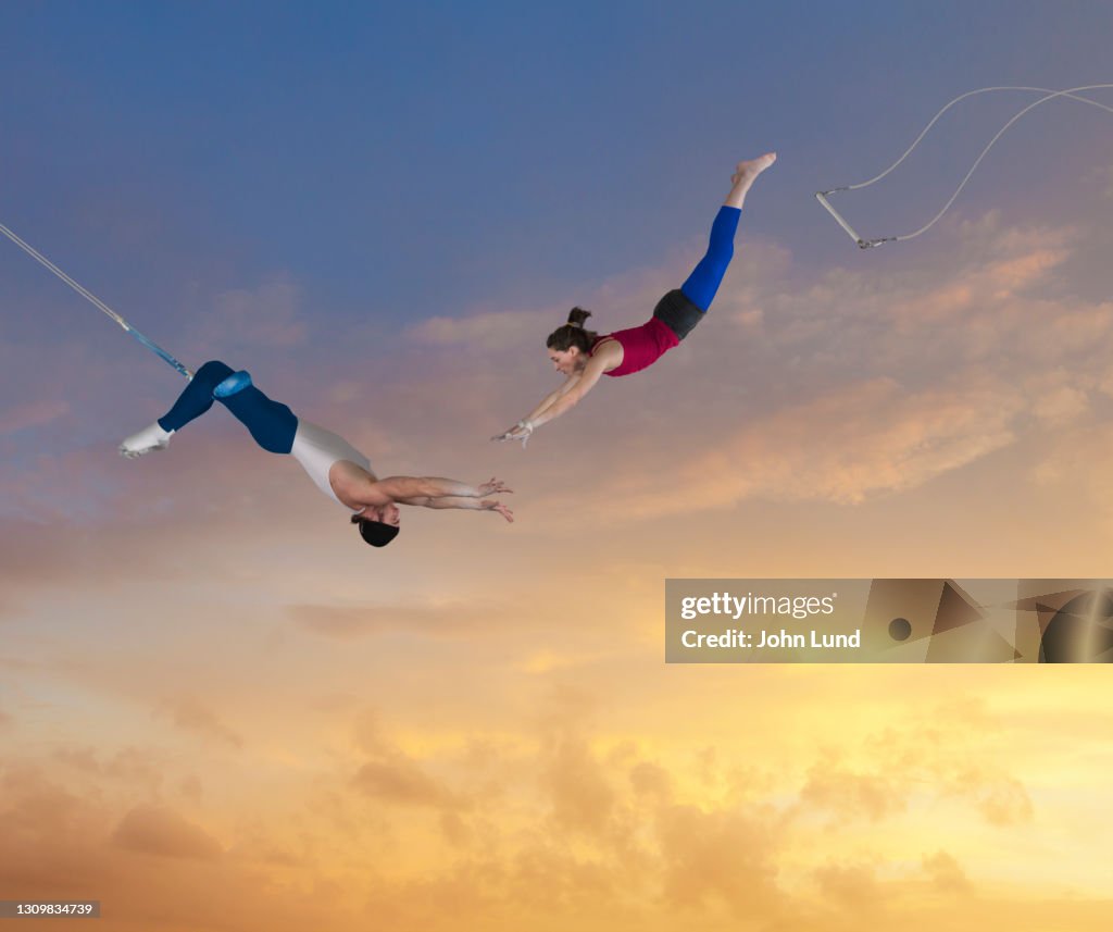 Flying Trapeze Teamwork
