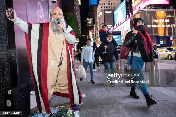 Problem Rapper Matan 392 Passover Plagues Stock Photos, High-Res Pictures, and Images ...