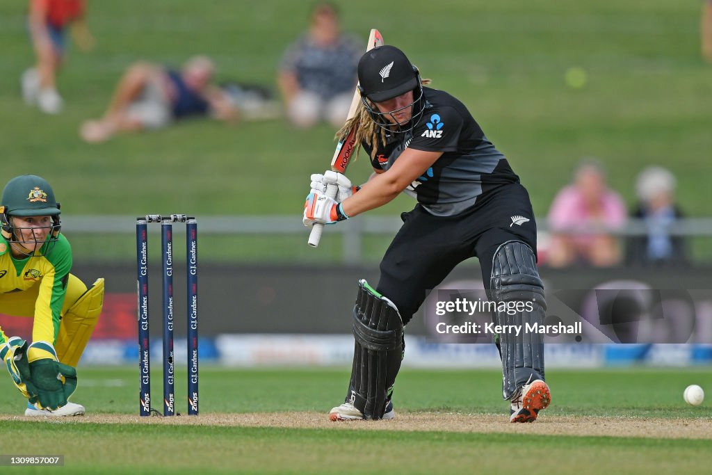 New Zealand v Australia - T20 Game 2