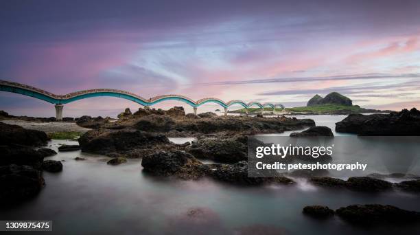 sanxiantai 8 arch bridge in south east taiwan - arch bridge stock pictures, royalty-free photos & images
