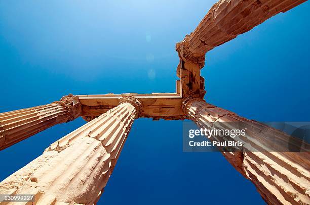 temple of trajan pergamon pergamum - pergamon stock-fotos und bilder