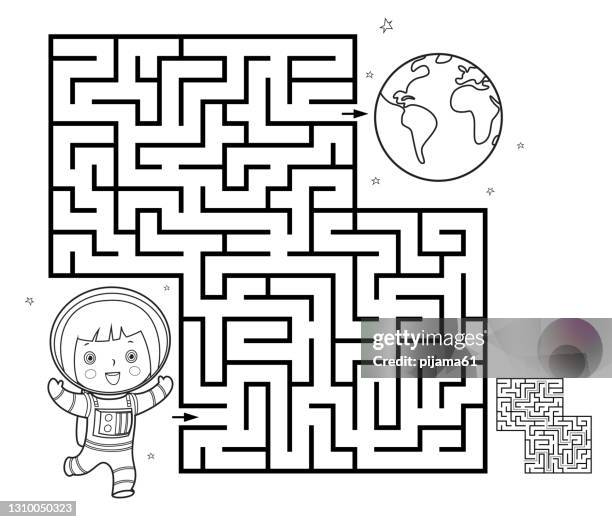 黑白，迷宮遊戲的兒童。説明宇航員到達地球 - hobby 幅插畫檔、美工圖案、卡通及圖標