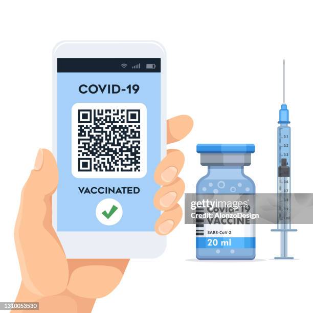 ilustraciones, imágenes clip art, dibujos animados e iconos de stock de pantalla para smartphone con pasaporte electrónico de inmunidad con vacunación covid-19. - certificado de inmunización