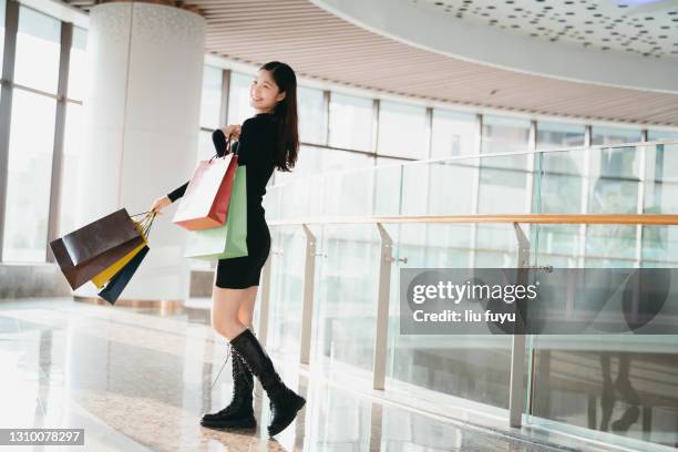 girl shoping - friday stock pictures, royalty-free photos & images