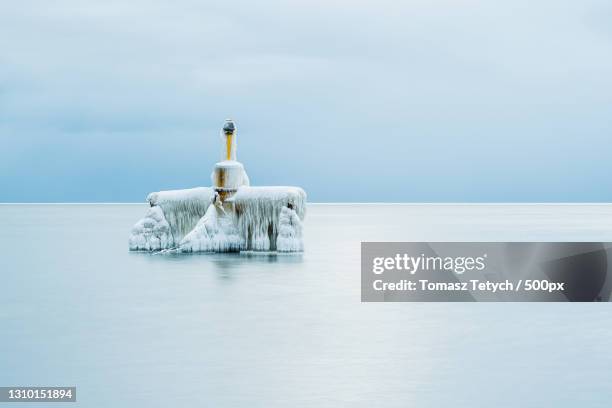 scenic view of sea against sky,gdynia,poland - tricité photos et images de collection