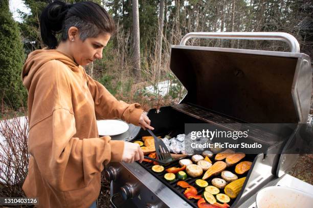 cooking vegetables on grill - finland spring stock pictures, royalty-free photos & images