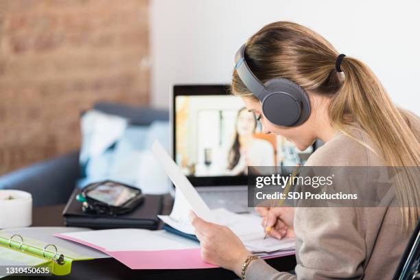 confident high school student attends virtual class - online coach stock pictures, royalty-free photos & images