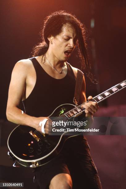 Kirk Hammett of Metallica performs at Shoreline Amphitheatre on July 22, 1994 in Mountain View, California.