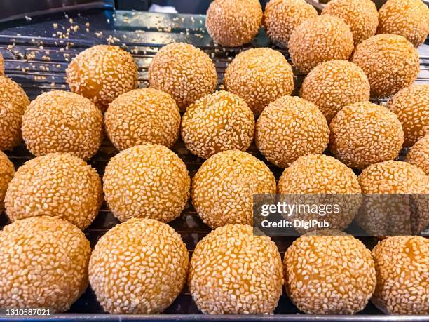 sesame balls, jian dui, matuan, ondhé - sesame stock pictures, royalty-free photos & images