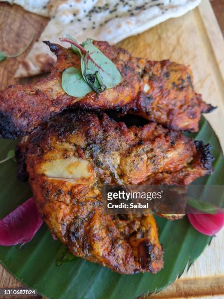 indian spicy tandoori chicken - chicken tandoori stock pictures, royalty-free photos & images