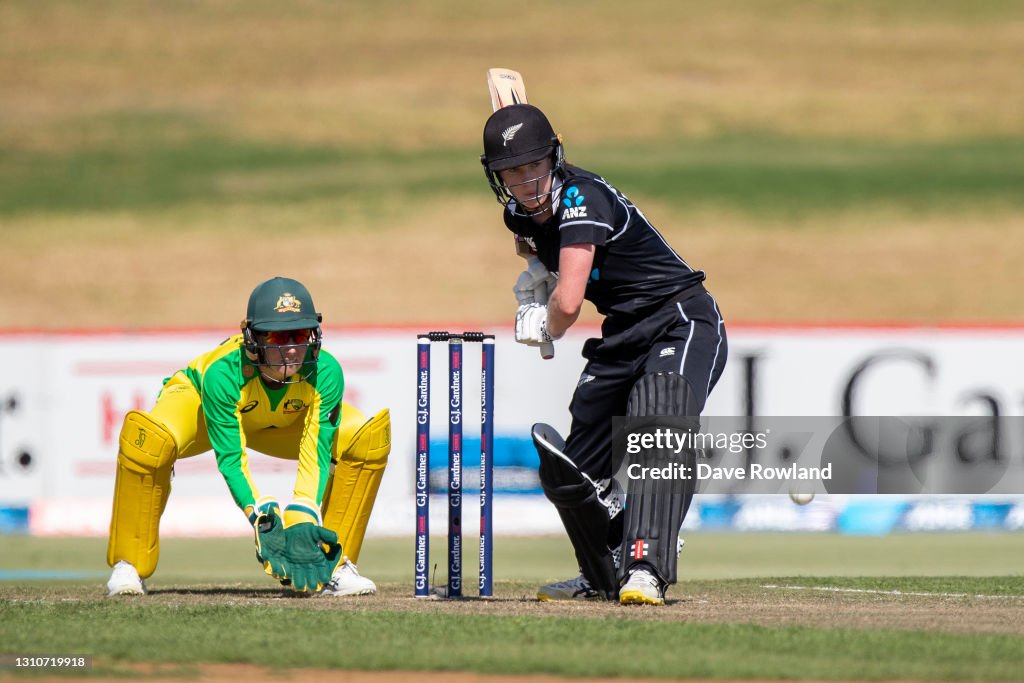New Zealand v Australia - ODI Game 1
