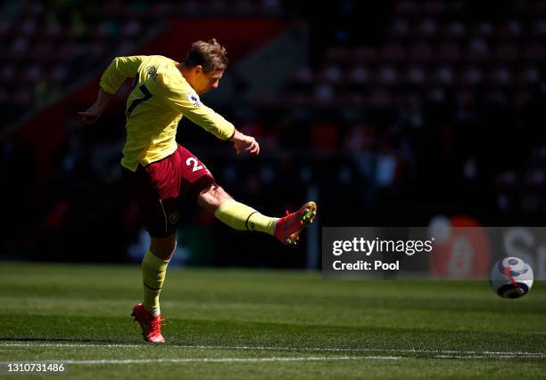 Matej Vydra of Burnley scores their team's second goal during the Premier League match between Southampton and Burnley at St Mary's Stadium on April...