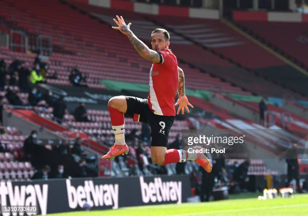Danny Ings of Southampton celebrates after scoring their team's second goal during the Premier League match between Southampton and Burnley at St...