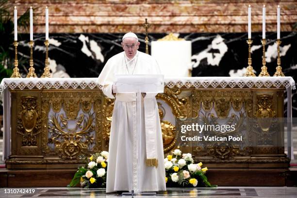 Pope Francis delivers his traditional Easter message and blessing “Urbi et Orbi” from the Altar of the Chair of St. Peter’s Basilica on April 04,...