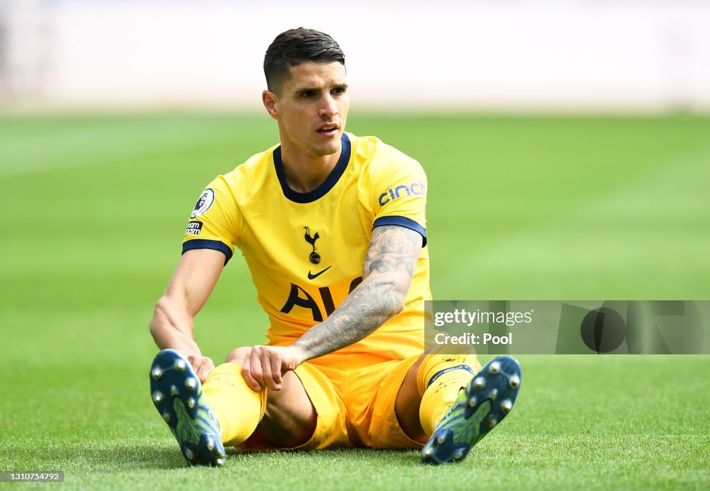 Newcastle United v Tottenham Hotspur - Premier League