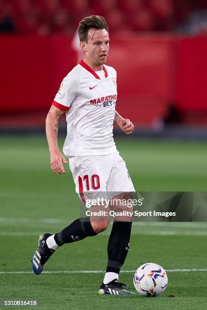 Ivan Rakitic of Sevilla FC in action during the La Liga Santander match between Sevilla FC and Atletico de Madrid at Estadio Ramon Sanchez Pizjuan on...