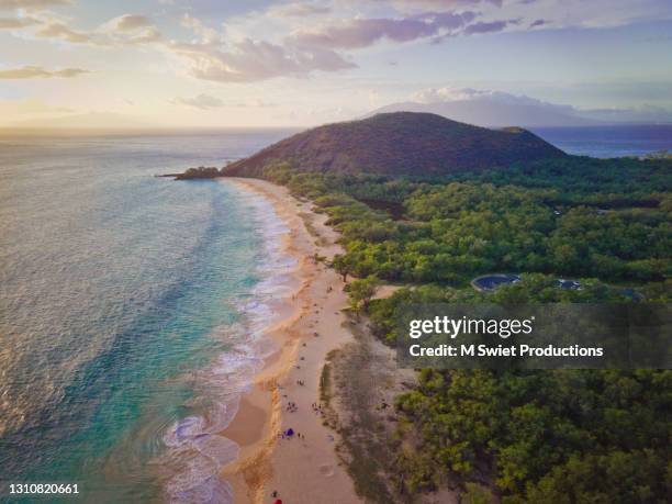 maui dreams sunset - makena beach stock pictures, royalty-free photos & images