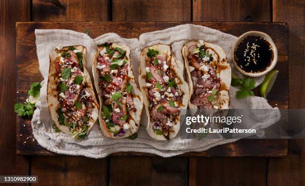 crispy pan seared duck breast tacos with hoisin sauce - hoisin sauce stock pictures, royalty-free photos & images