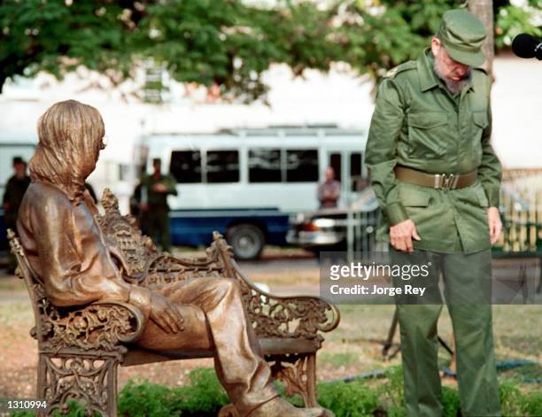 Cuban President Fidel Castro unveils a statue of John Lennon on the 20th anniversary of the former Beatle''s death December 8, 2000 in Havana, Cuba....