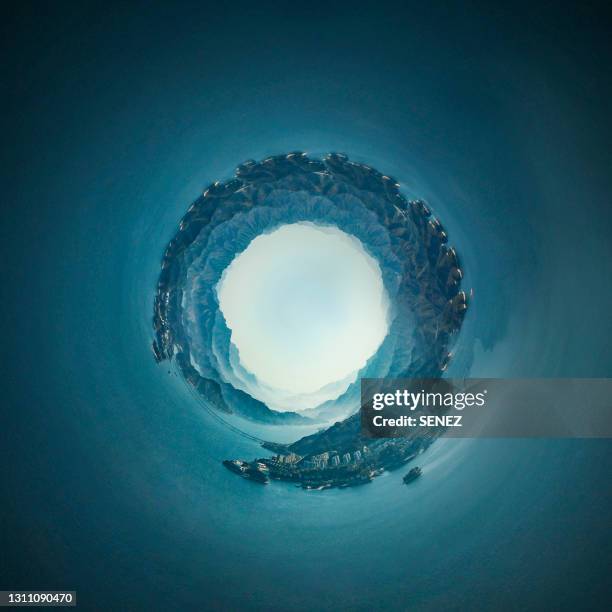 little planet effect - boat top view stock-fotos und bilder