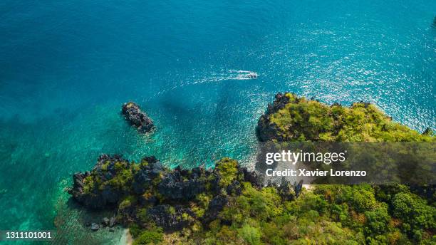 tropical paradise beach - el nido stock pictures, royalty-free photos & images