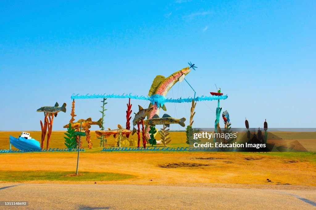North Dakota, The Enchanted Highway, Regent to Gladstone, Fisherman's Dream